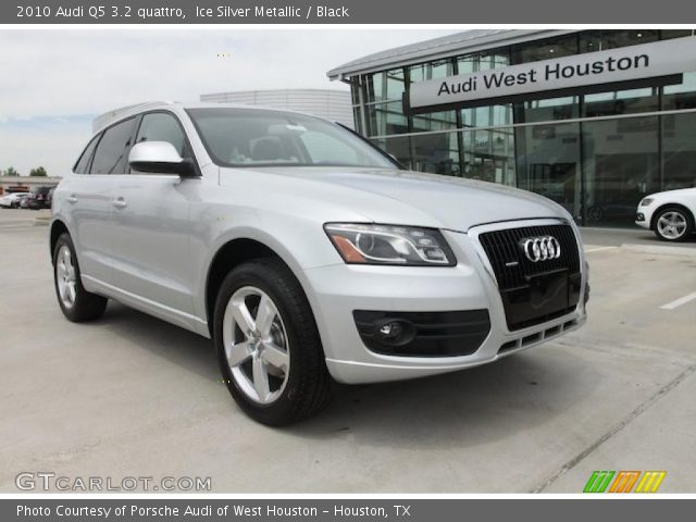 2010 Audi Q5 3.2 quattro in Ice Silver Metallic