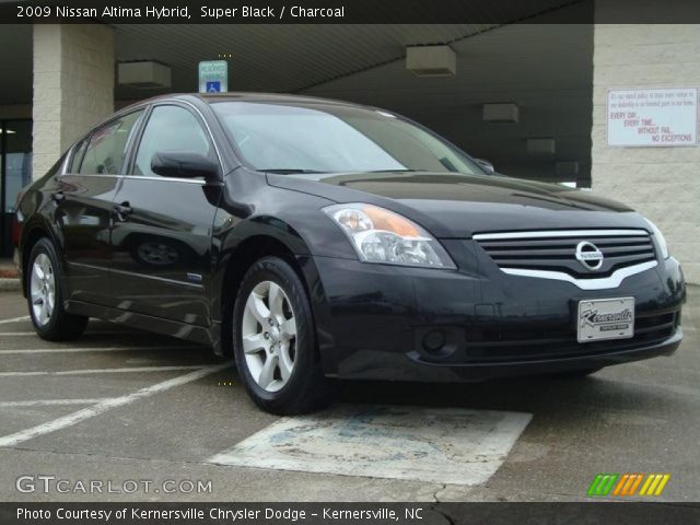 2009 Nissan Altima Hybrid in Super Black