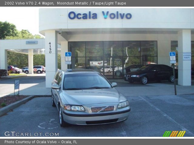 2002 Volvo V70 2.4 Wagon in Moondust Metallic