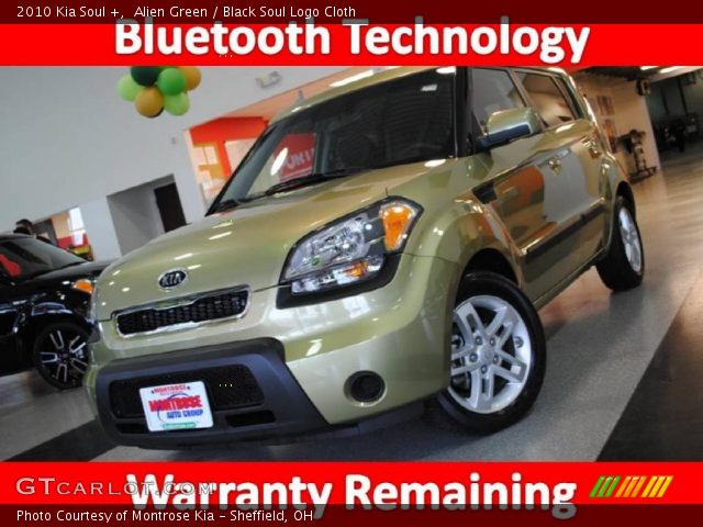 2010 Kia Soul + in Alien Green
