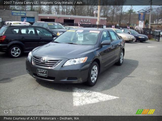 2007 Toyota Camry LE in Magnetic Gray Metallic