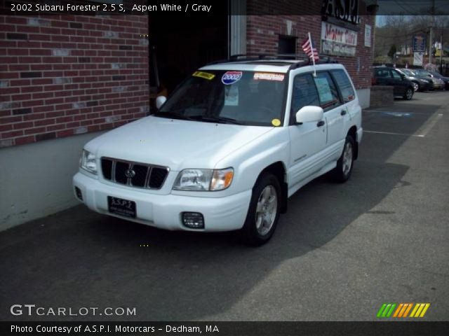 2002 Subaru Forester 2.5 S in Aspen White