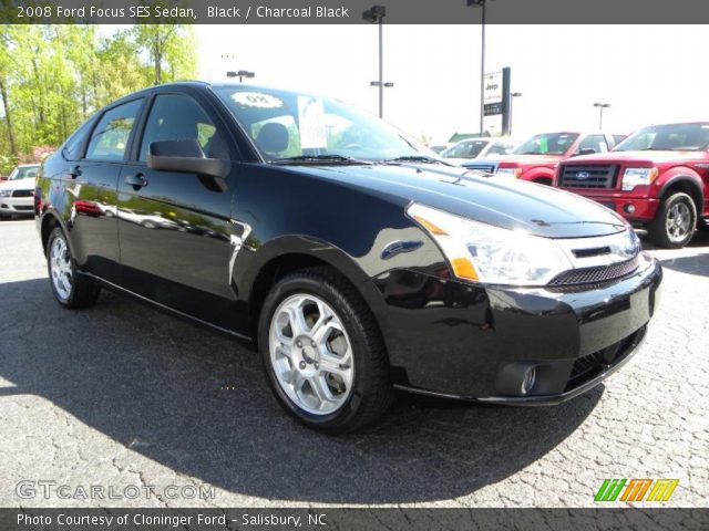 2008 Ford Focus SES Sedan in Black