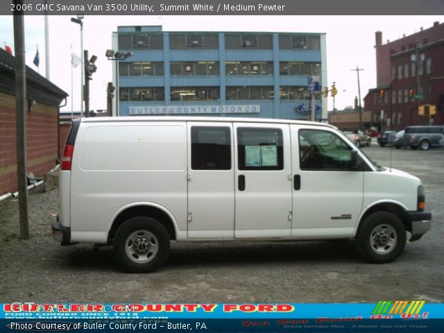 2006 GMC Savana Van 3500 Utility in Summit White