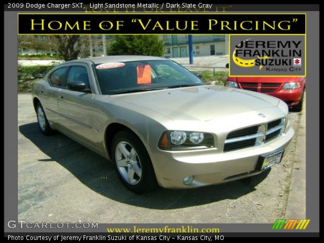 2009 Dodge Charger SXT in Light Sandstone Metallic