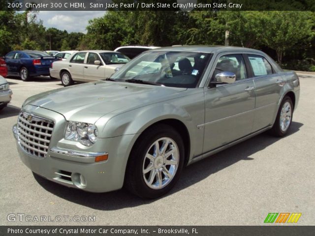 2005 Chrysler 300 C HEMI in Satin Jade Pearl