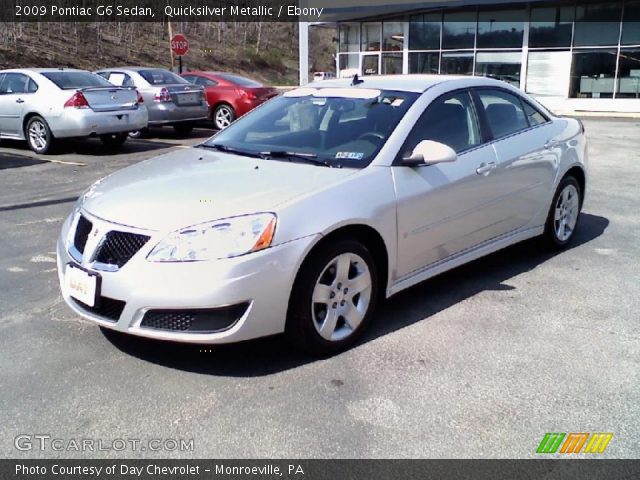 2009 Pontiac G6 Sedan in Quicksilver Metallic