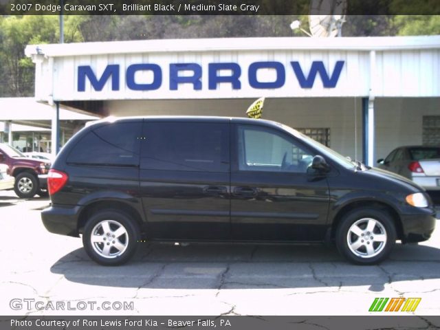 2007 Dodge Caravan SXT in Brilliant Black