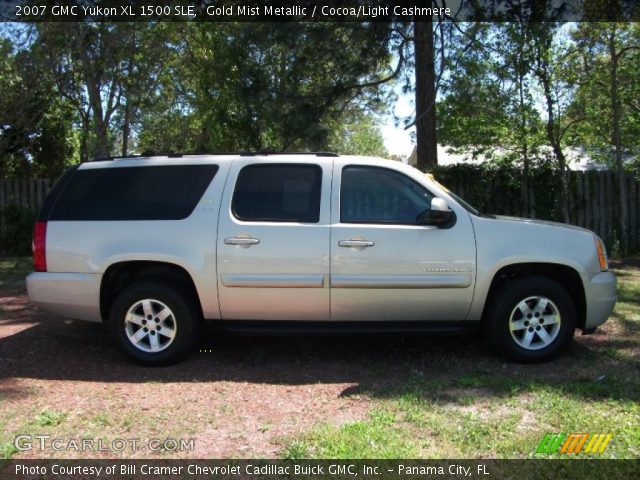 2007 GMC Yukon XL 1500 SLE in Gold Mist Metallic