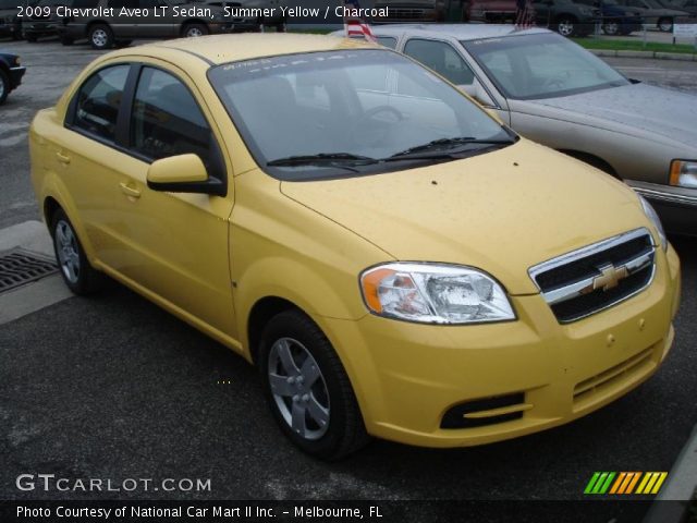 2009 Chevrolet Aveo LT Sedan in Summer Yellow