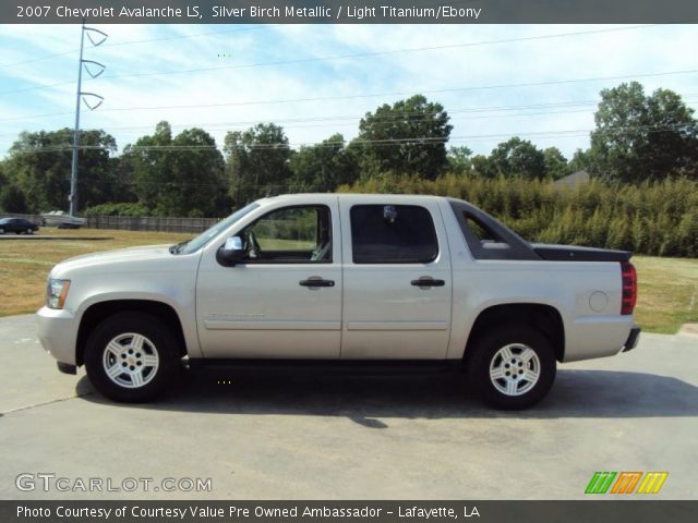 2007 Chevrolet Avalanche LS in Silver Birch Metallic