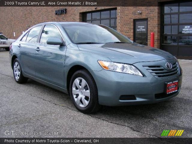 2009 Toyota Camry LE in Aloe Green Metallic