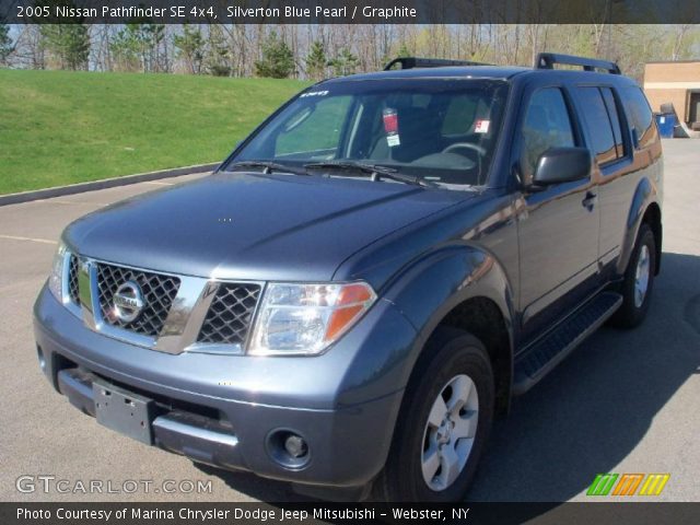 2005 Nissan Pathfinder SE 4x4 in Silverton Blue Pearl