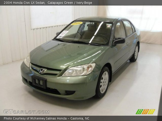 2004 Honda Civic LX Sedan in Galapagos Green