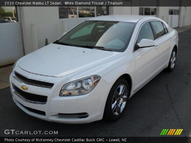 2010 Chevrolet Malibu LT Sedan in White Diamond Tricoat