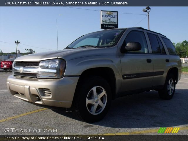 2004 Chevrolet TrailBlazer LS 4x4 in Sandstone Metallic