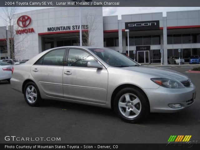 2004 Toyota Camry SE V6 in Lunar Mist Metallic