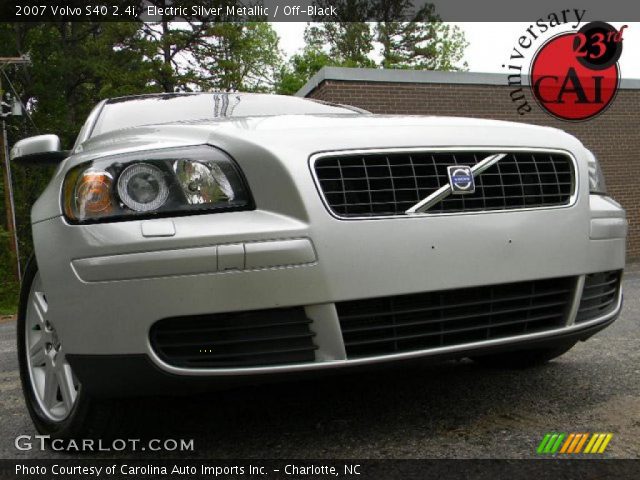 2007 Volvo S40 2.4i in Electric Silver Metallic