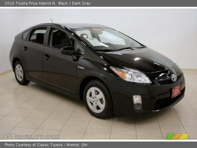 2010 Toyota Prius Hybrid III in Black