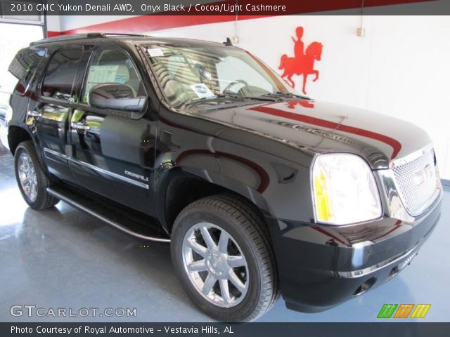 2010 GMC Yukon Denali AWD in Onyx Black