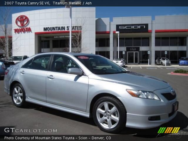 2007 Toyota Camry SE V6 in Titanium Metallic
