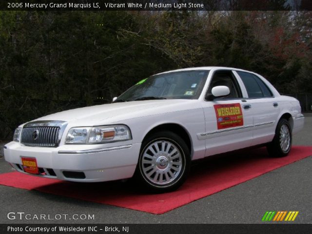 2006 Mercury Grand Marquis LS in Vibrant White