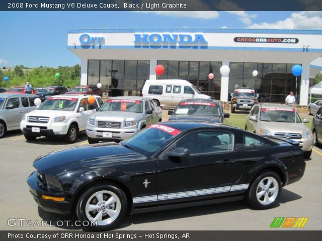 2008 Ford Mustang V6 Deluxe Coupe in Black