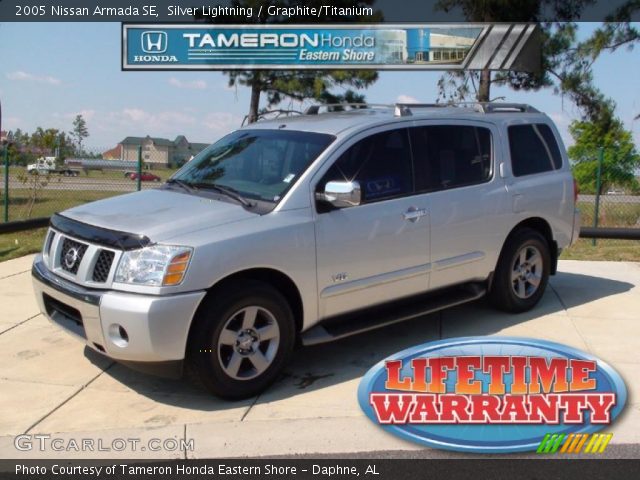 2005 Nissan Armada SE in Silver Lightning