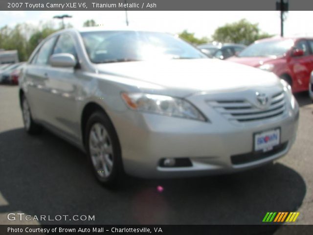 2007 Toyota Camry XLE V6 in Titanium Metallic