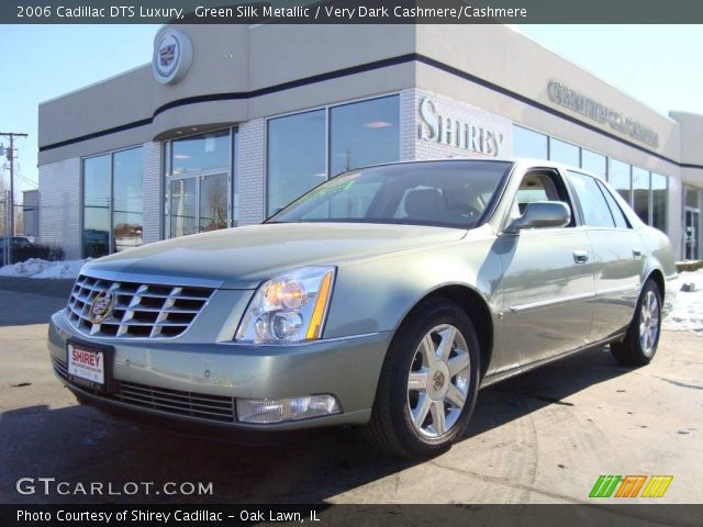 2006 Cadillac DTS Luxury in Green Silk Metallic