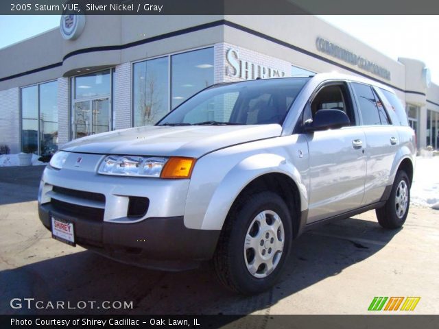 2005 Saturn VUE  in Silver Nickel