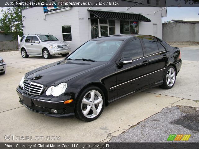 2005 Mercedes-Benz C 230 Kompressor Sedan in Black