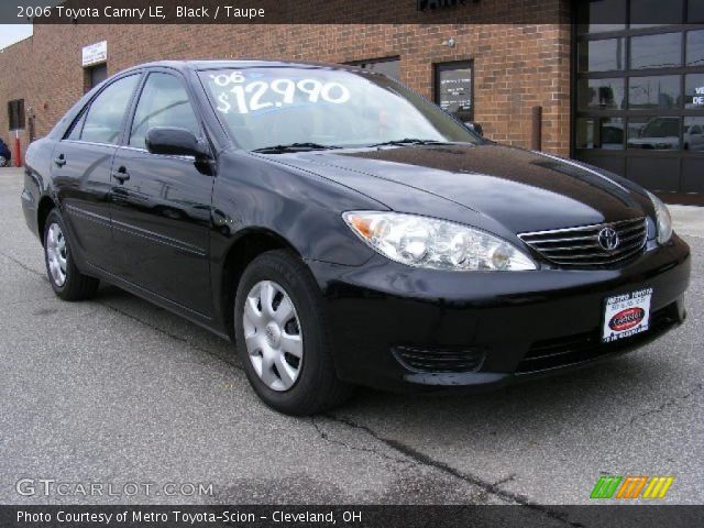 2006 Toyota Camry LE in Black