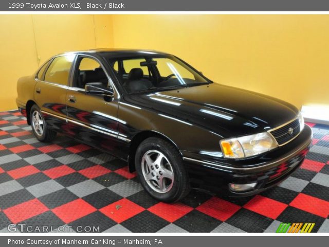 1999 Toyota Avalon XLS in Black