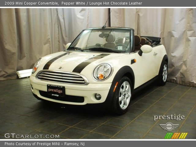 2009 Mini Cooper Convertible in Pepper White