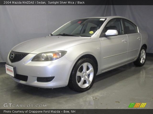 2004 Mazda MAZDA3 i Sedan in Sunlight Silver Mica