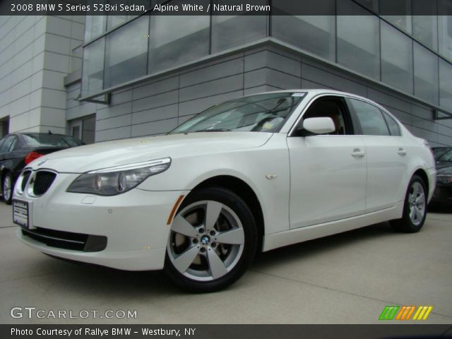 2008 BMW 5 Series 528xi Sedan in Alpine White