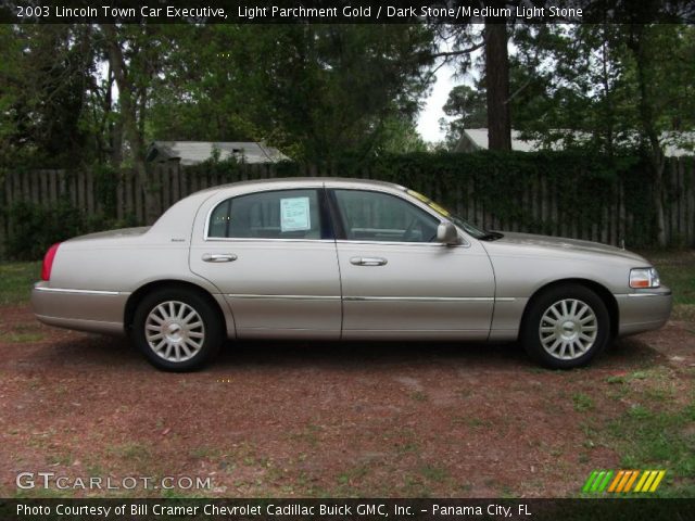 2003 Lincoln Town Car Executive in Light Parchment Gold