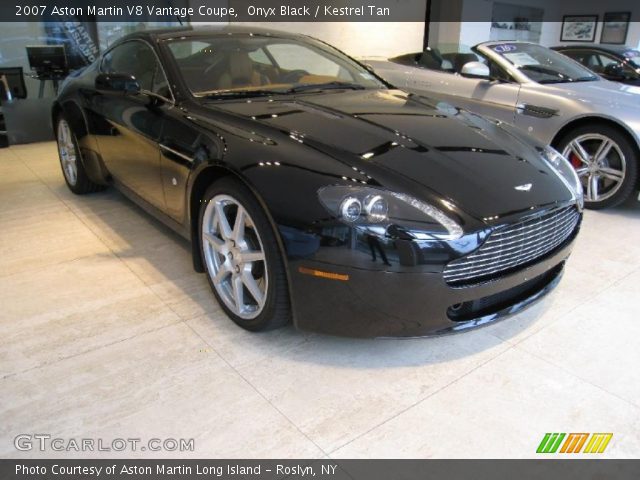 2007 Aston Martin V8 Vantage Coupe in Onyx Black