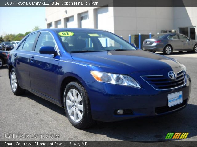 2007 Toyota Camry XLE in Blue Ribbon Metallic