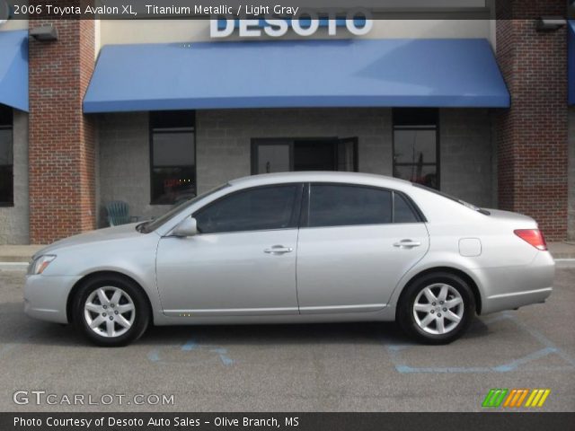 2006 Toyota Avalon XL in Titanium Metallic