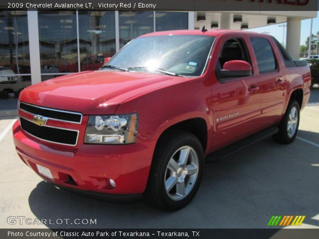 2009 Chevrolet Avalanche LT in Victory Red