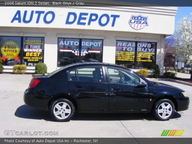 2006 Saturn ION 2 Sedan in Black Onyx