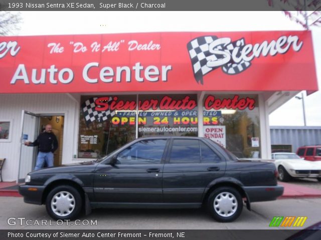 1993 Nissan Sentra XE Sedan in Super Black