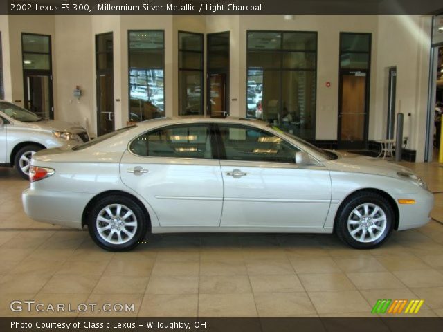 2002 Lexus ES 300 in Millennium Silver Metallic