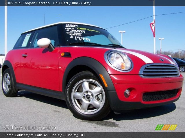 2009 Mini Cooper Hardtop in Chili Red