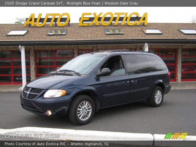 2005 Dodge Grand Caravan SXT in Midnight Blue Pearl