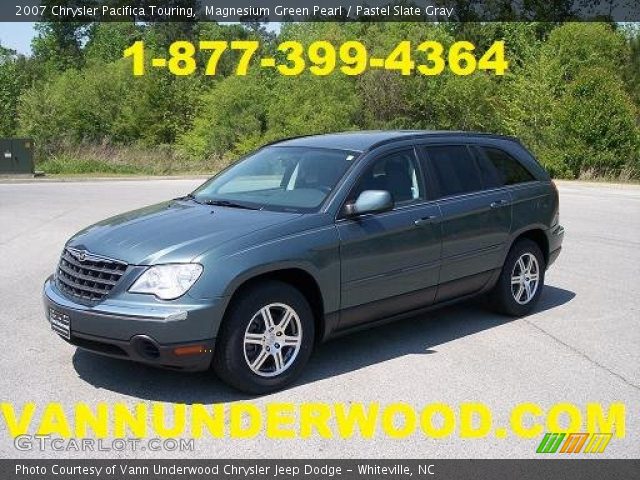 2007 Chrysler Pacifica Touring in Magnesium Green Pearl