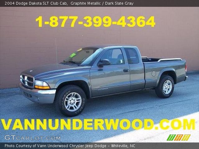 2004 Dodge Dakota SLT Club Cab in Graphite Metallic