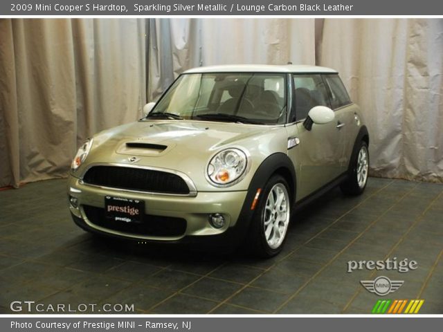 2009 Mini Cooper S Hardtop in Sparkling Silver Metallic